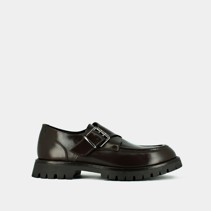 Derbies à talons plats, boucles et coutu...  en cuir glacé marron
