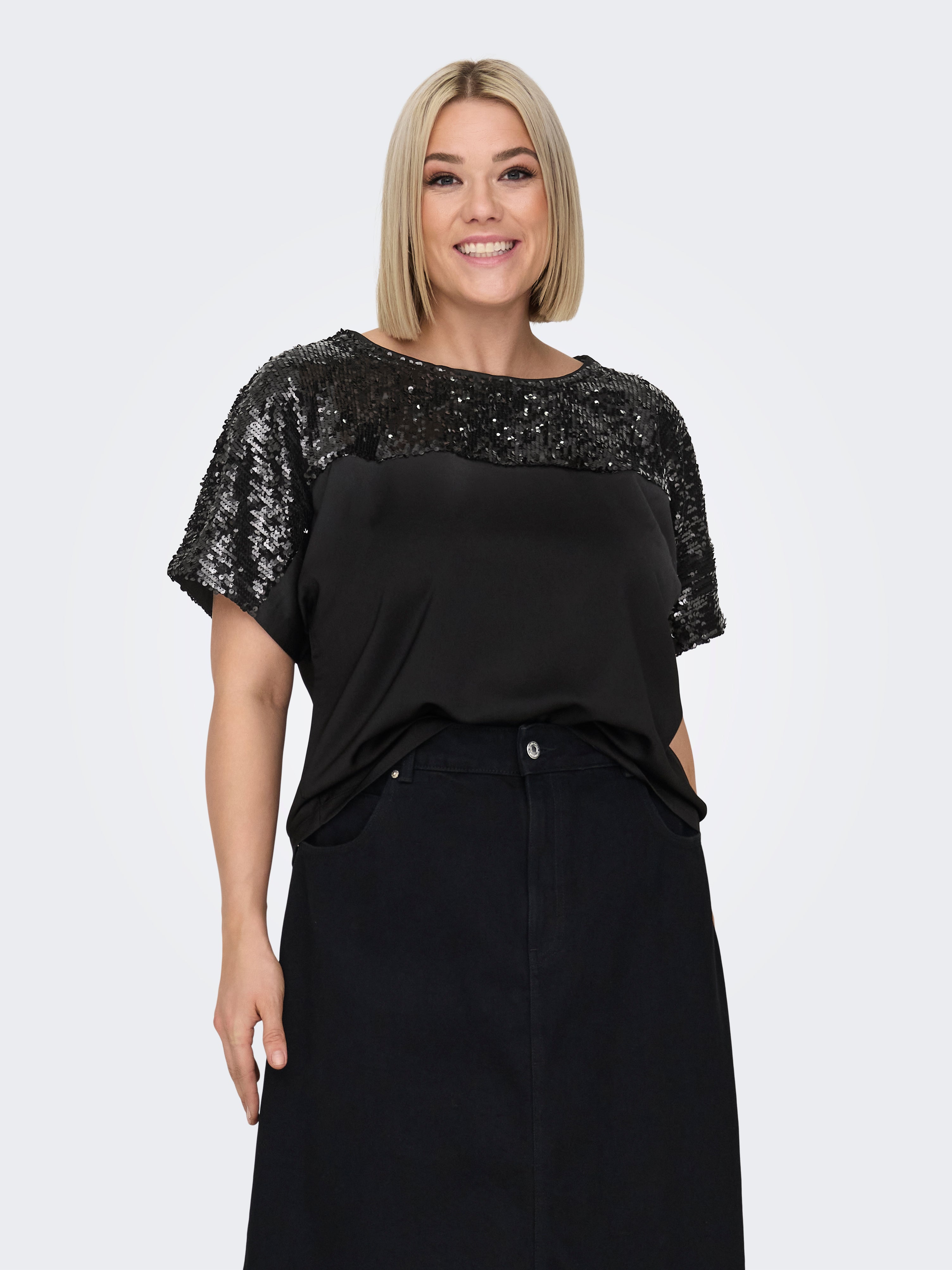 CARRAVE Top Black