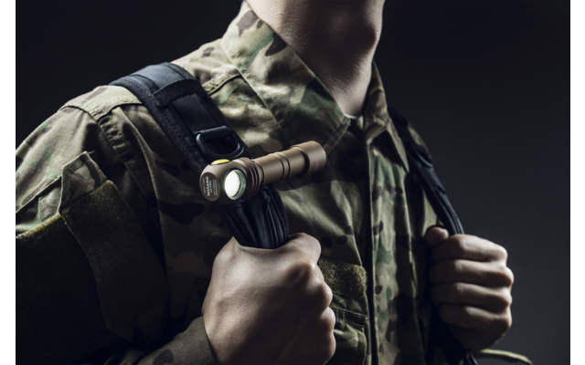 Armytek Wizard C2 Pro Magnet USB Multifunktionstaschenlampe mit Anzeige von Temperatur / Ladezustand / Status