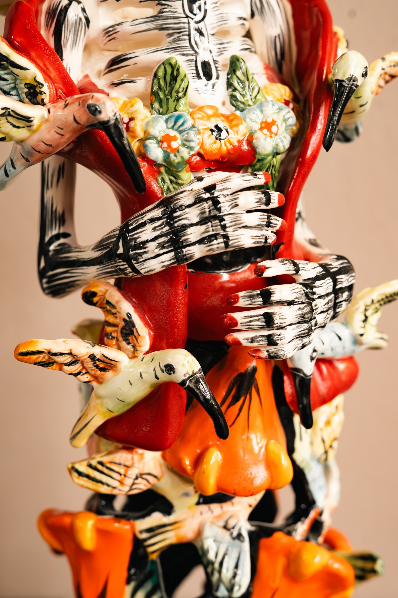 Keramik-Figur 'Calando Colibri', multicolor, H 61 cm, B 18 cm, L 16 cm von fischer's lagerhaus