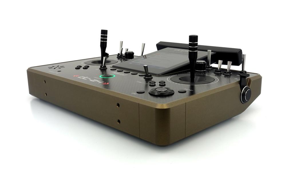 Fernsteuerung DC-24 II Carbon Line Bronze<br>Professioneller 2.4 GHz Duplex Pultsender
