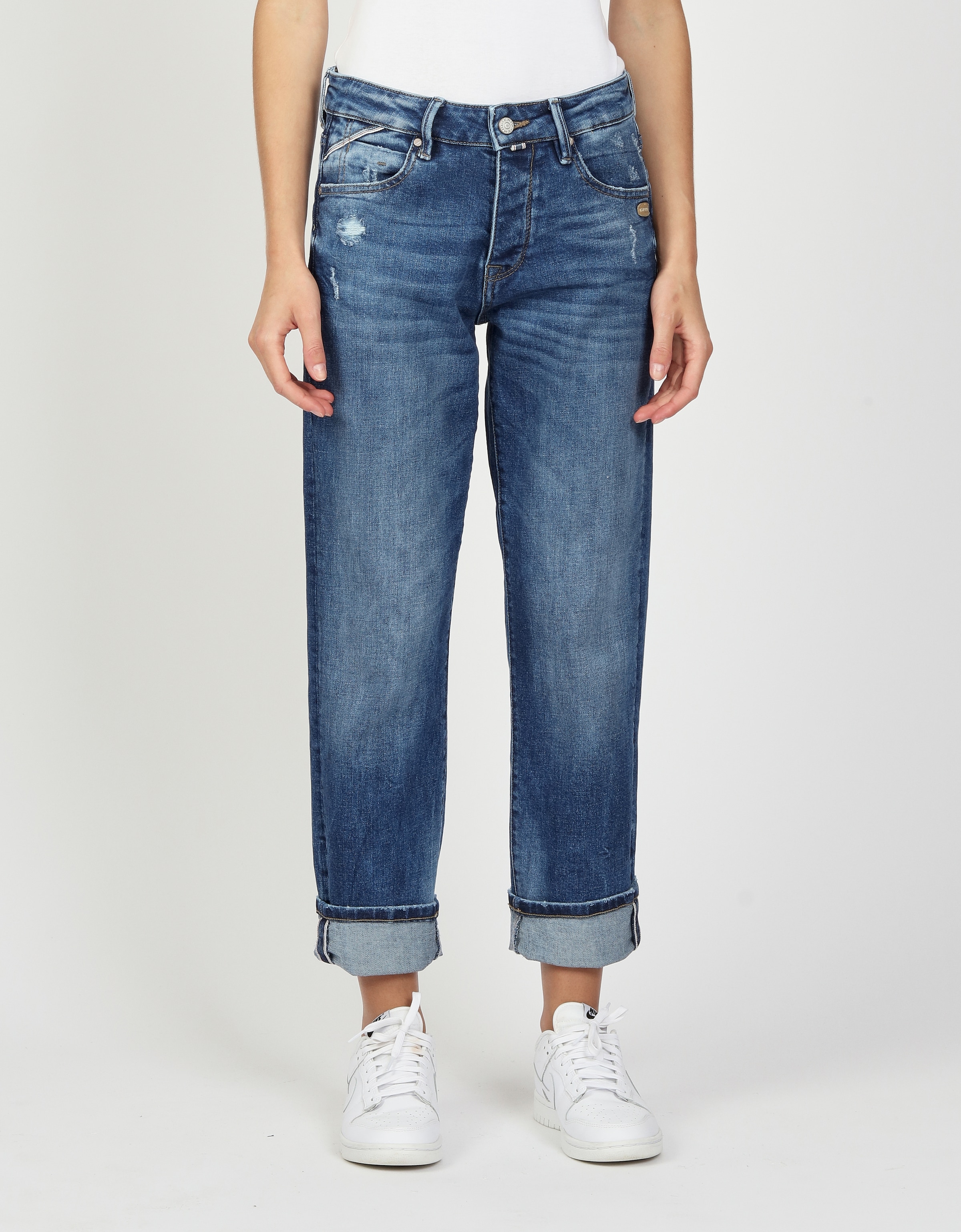 GANG Straight-Jeans »94THELMA« mit Detail oberhalb der Münztasche