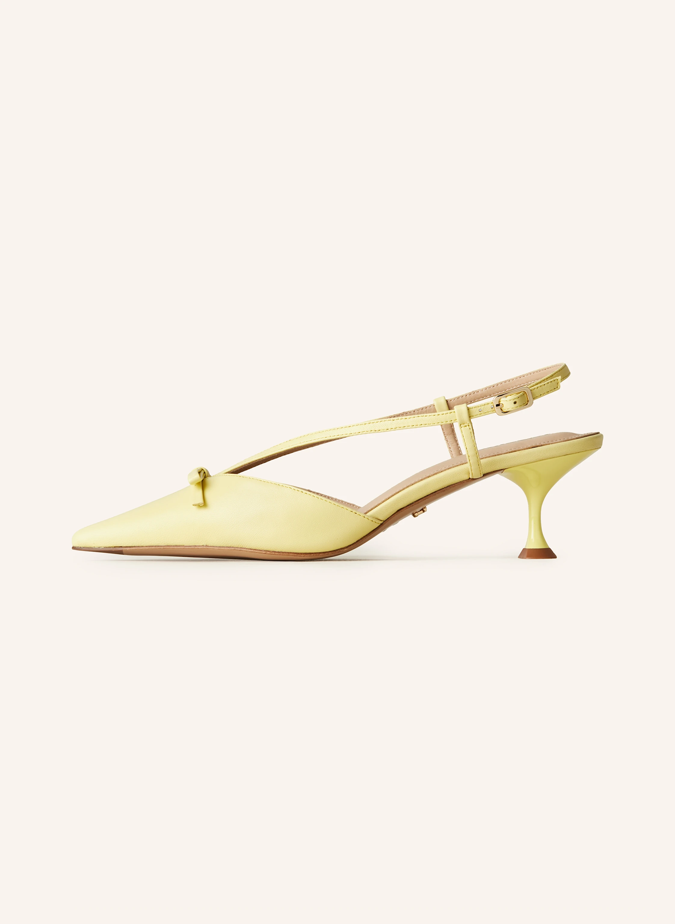 Lola Cruz Slingpumps