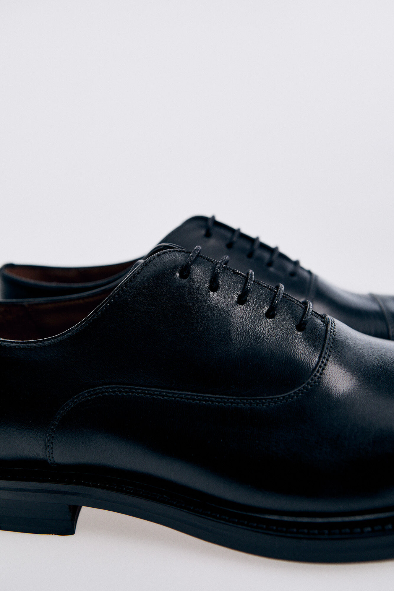 Sapato de couro com cadarço - Preto