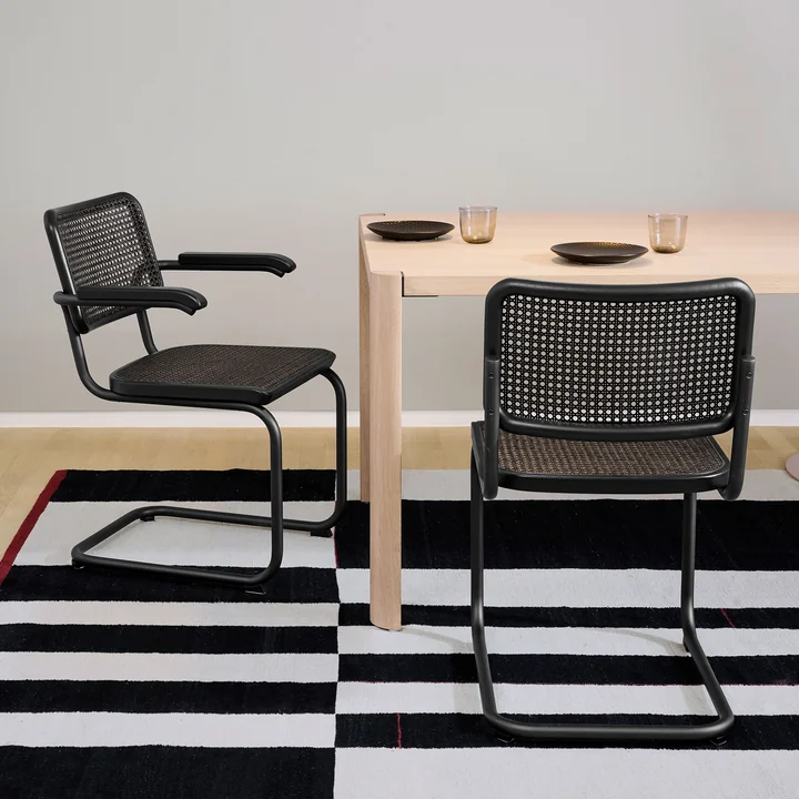 Thonet - S 32 N Stuhl, Chrom / Nussbaum geölt / Netzbespannung schwarz (Pure Materials)