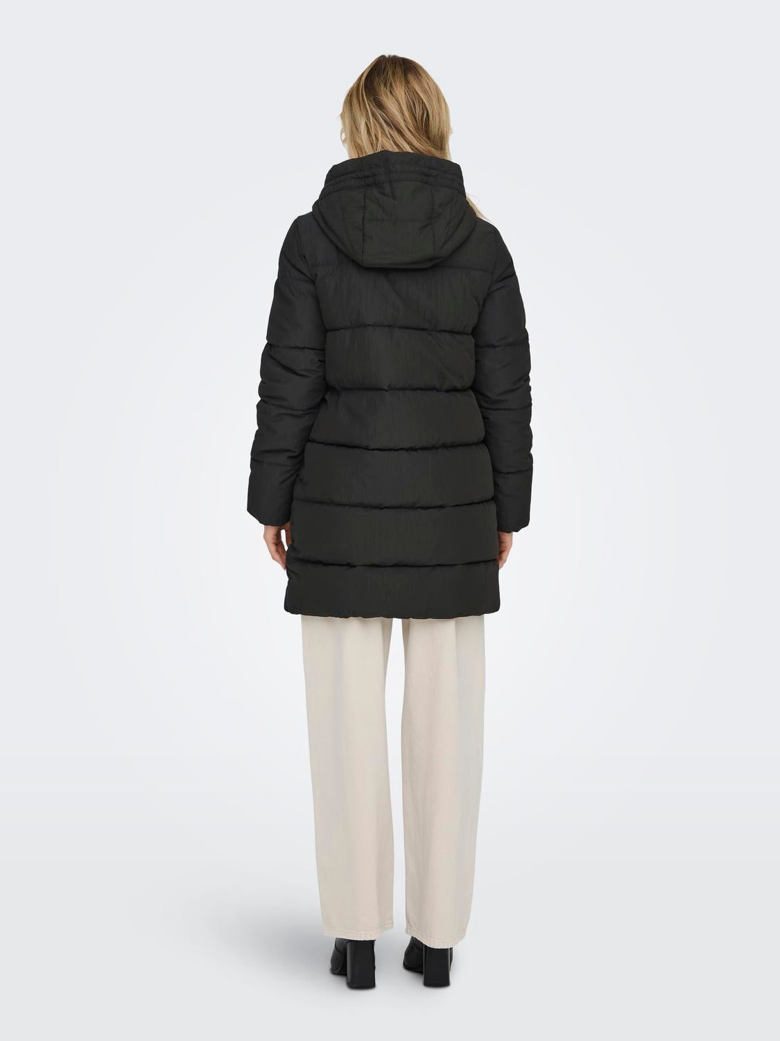 ONLDOLLY Steppmantel Black