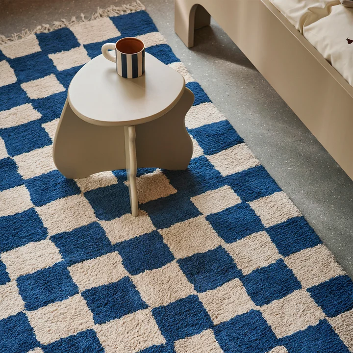Ferm Living - Mara Teppich waschbar, 90 x 150 cm, deep blue / warm sand