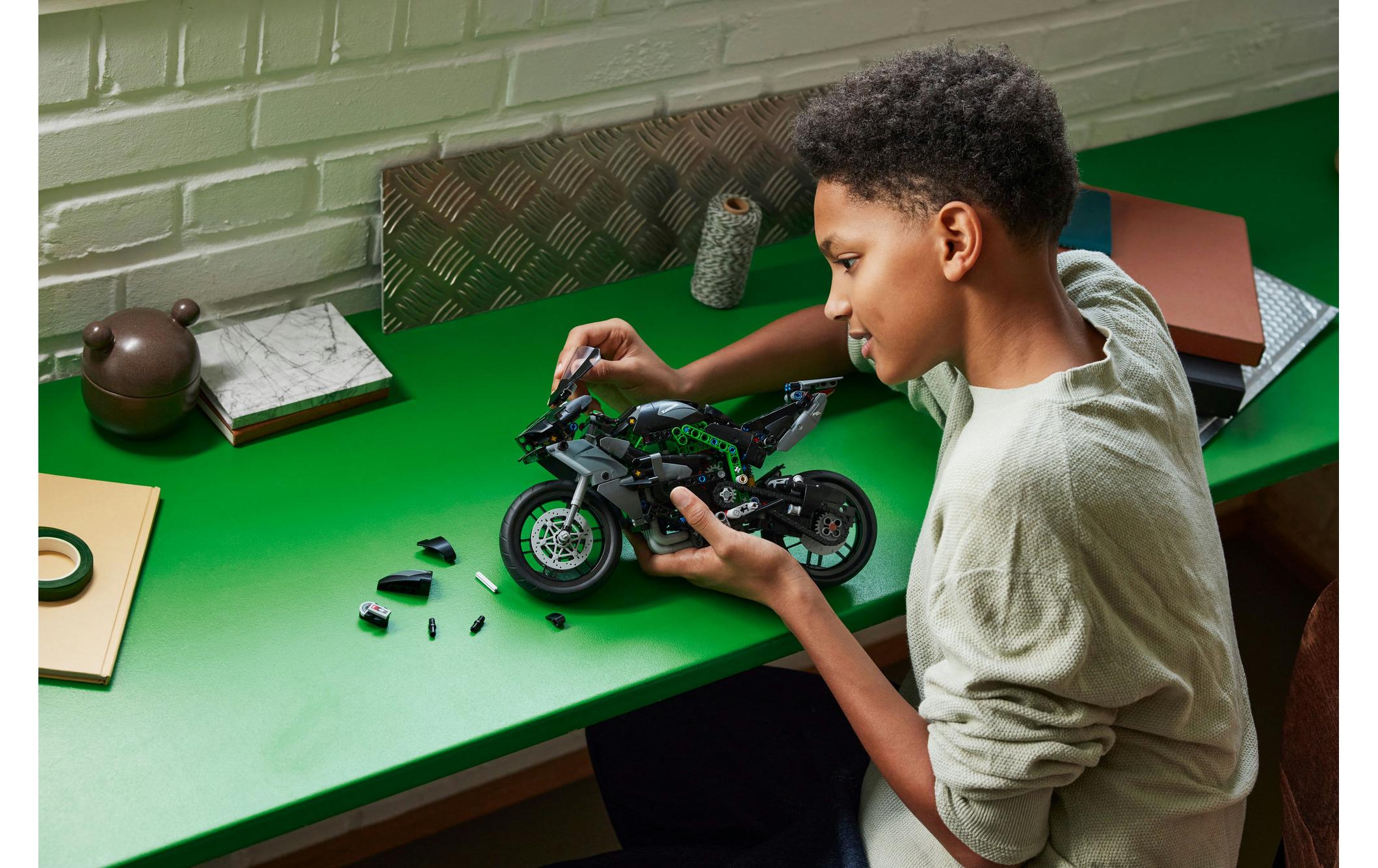 Technic Kawasaki Ninja H2R Motorrad 42170Kreatives Bauset im Massstab 1:8