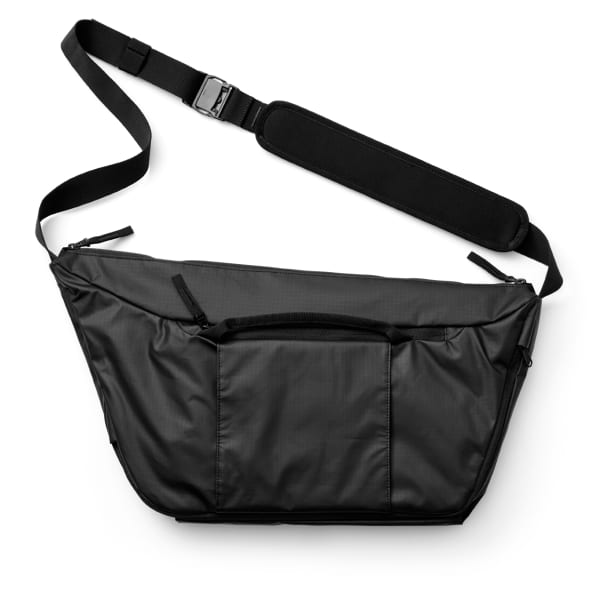 Nouveautés randonnee bivouac DB RAMVERK PRO SLING BAG 20L BLACK OUT