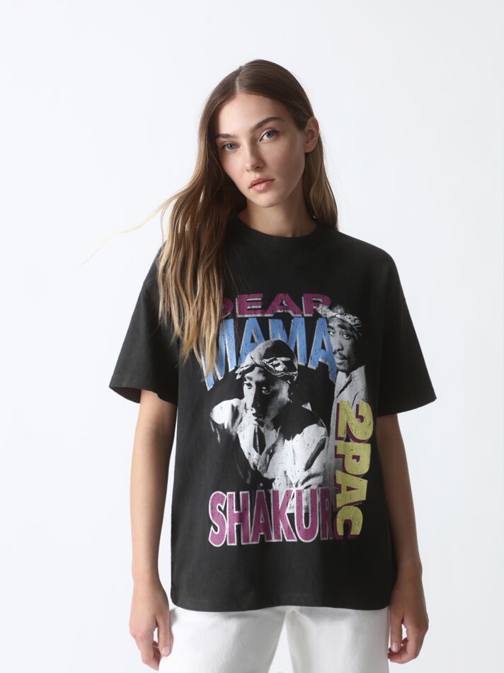 Camiseta Tupac Shakur Universal Estampada - Preta