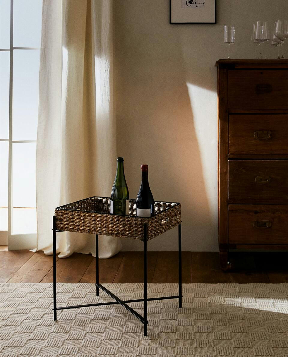 MESA QUADRADA DOBRÁVEL COM BANDEJA