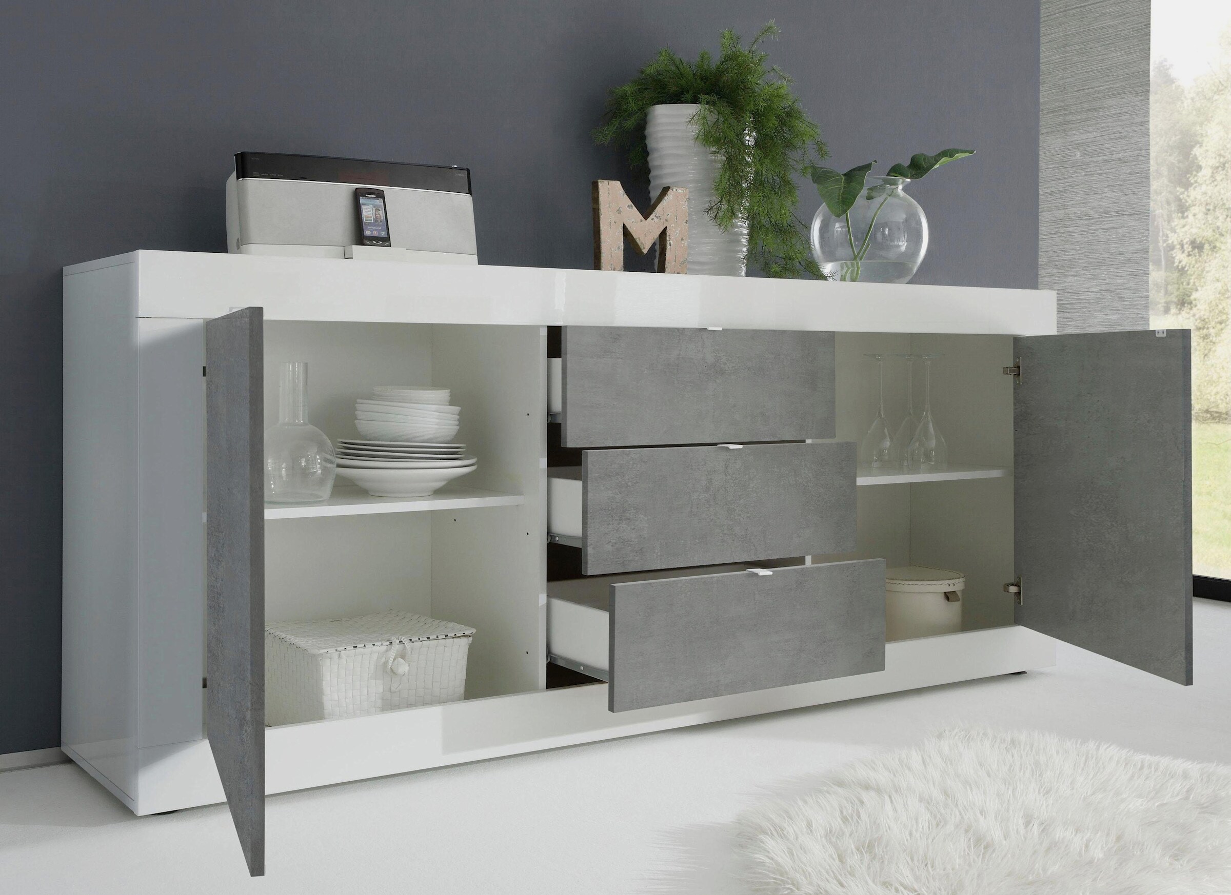 Sideboard