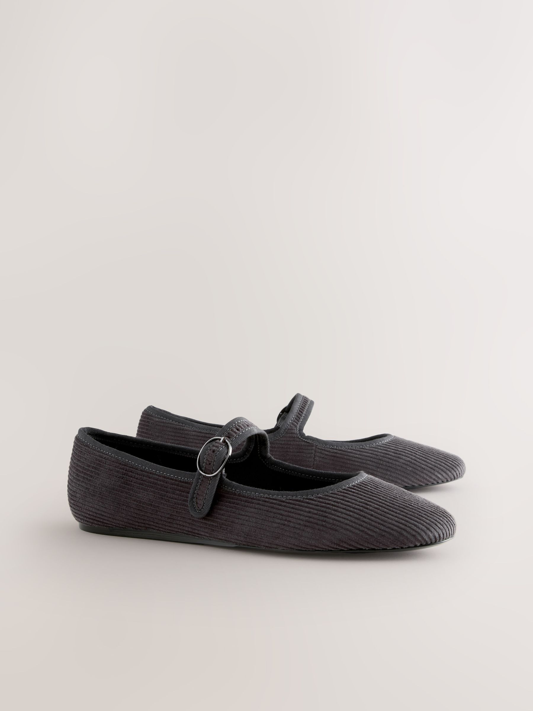 Grijze corduroy - Forever Comfort Round Toe Buckle Detail Mary Jane Shoes