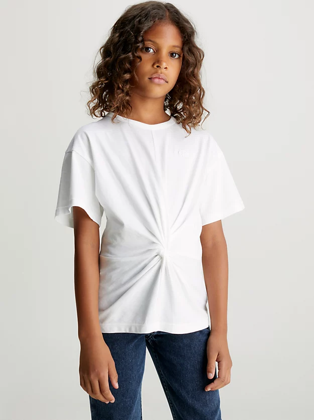 Camiseta de corte reto com tecido macio.