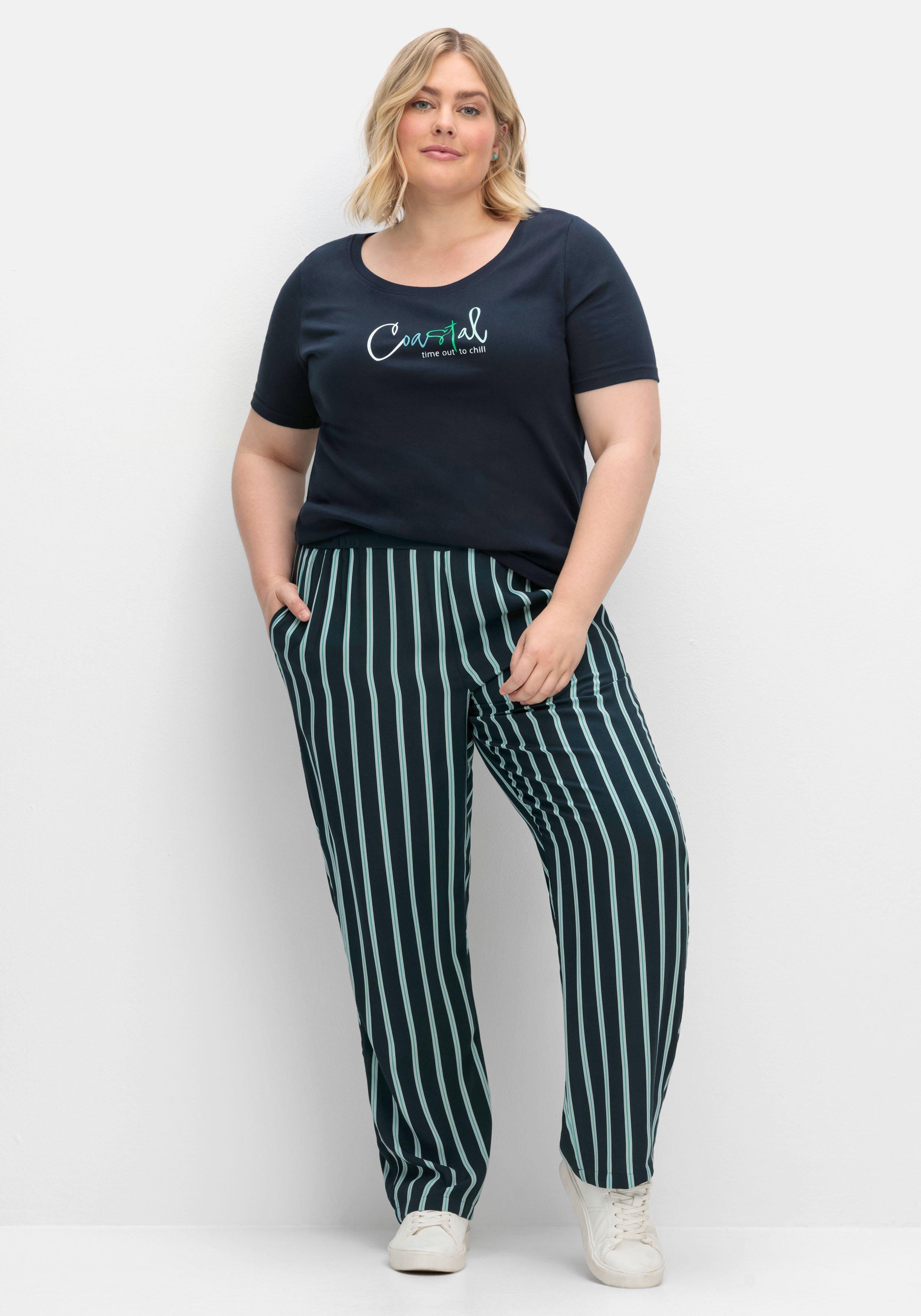 Fein geripptes T-Shirt mit Frontdruck