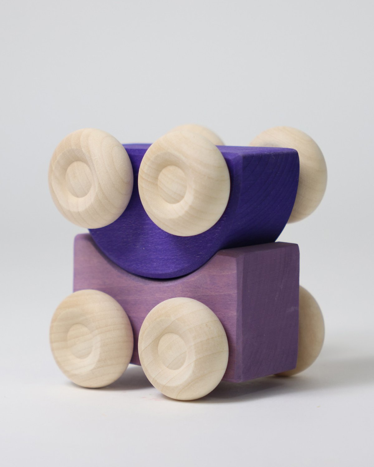 Stablebil i tre – Håndlaget Treleke – 9cm