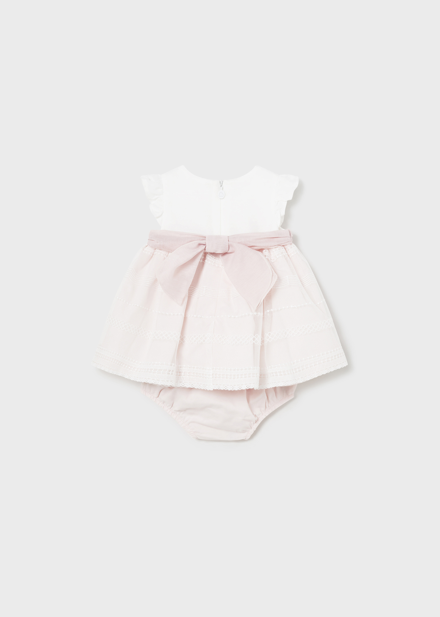Vestido nude para recém-nascido com capa de fralda combinando