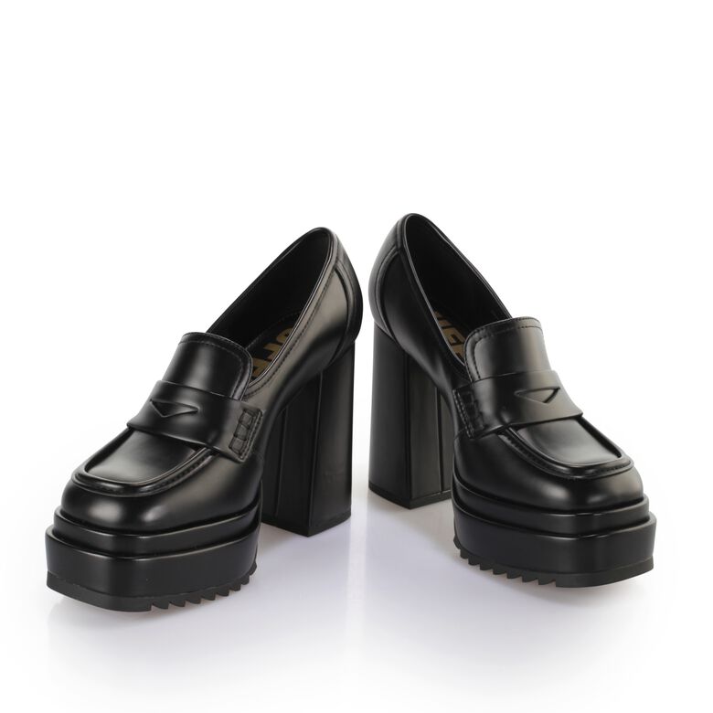 May W Loafer