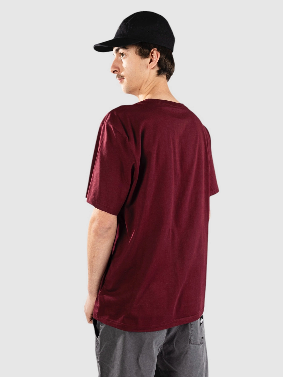 Element Icon Label Pocket T-Shirt zinfadel