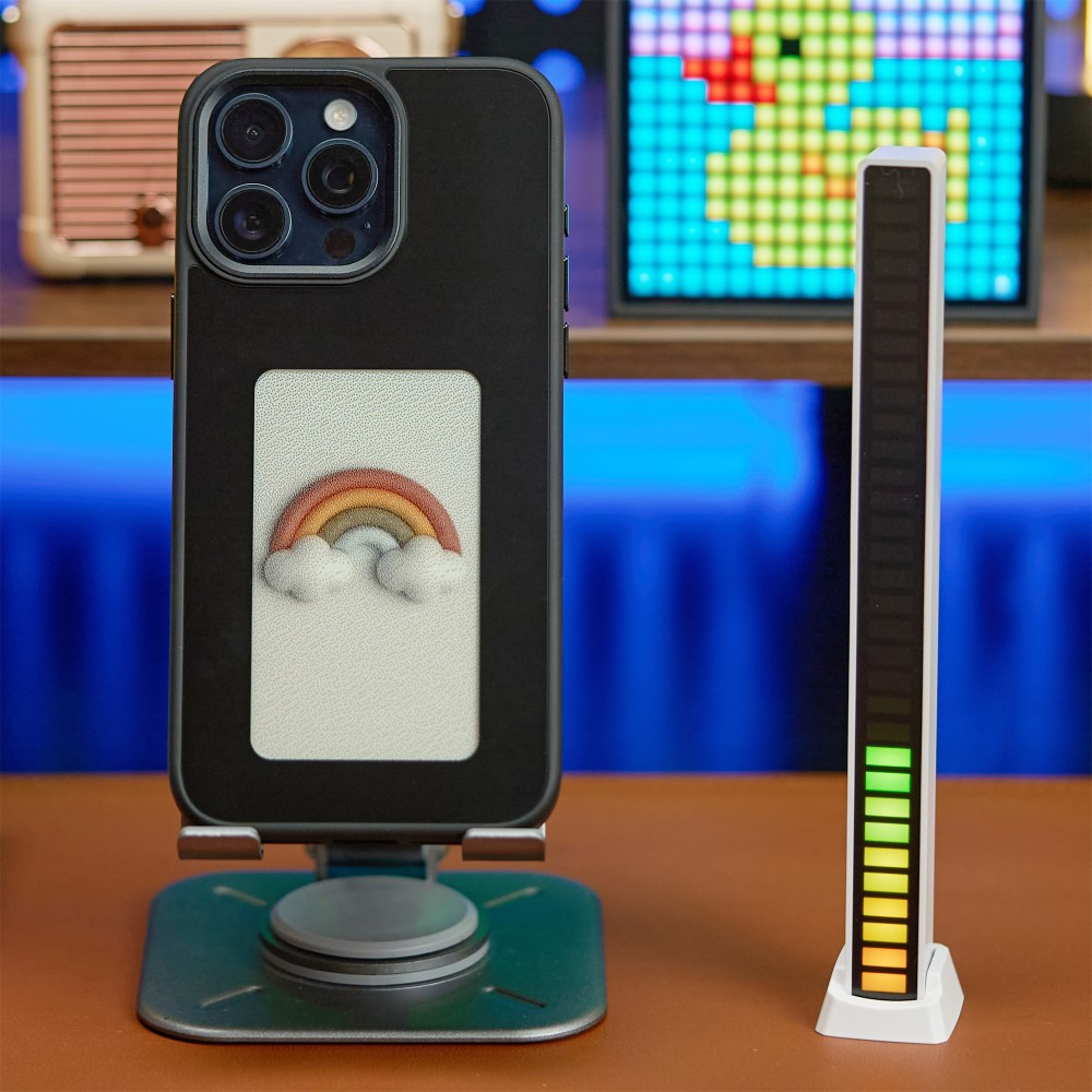 iPhone 15 Pro Max Hybrid Hülle TPU Bumper mit Acryl Rückseite   DIY E-Ink Display mit NFC Technologie - Schwarz