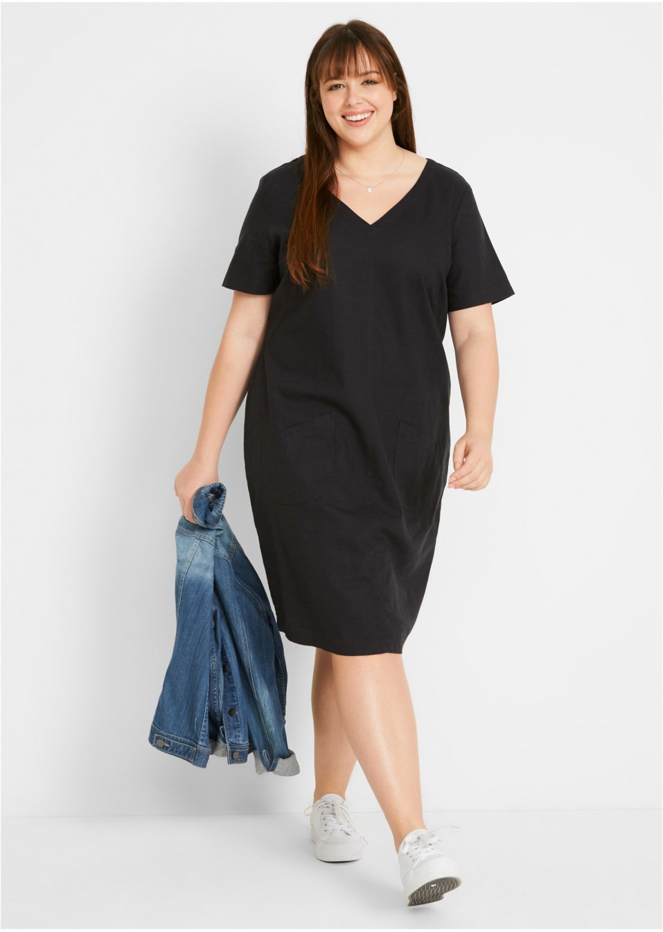 Robe en lin majoritaire à col V, mi-manches, longueur genou