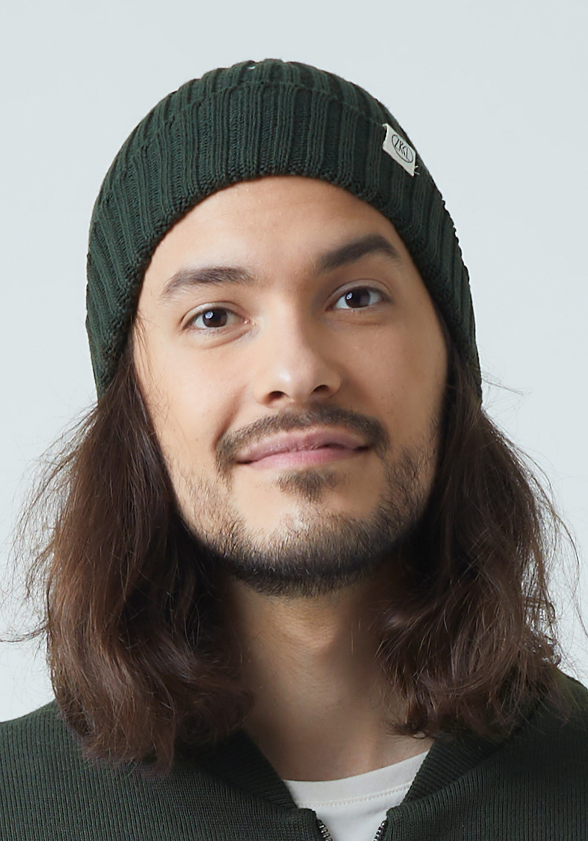WE ARE ZRCL Beanie Snugly Short Swiss Edition Dark Green