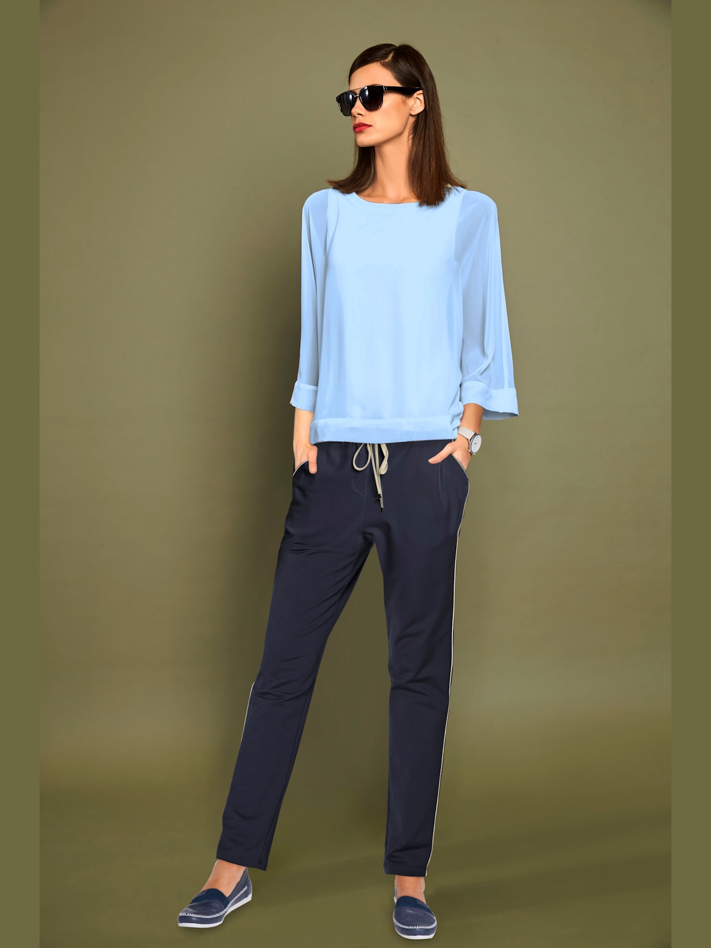 T-shirt look ample tendance