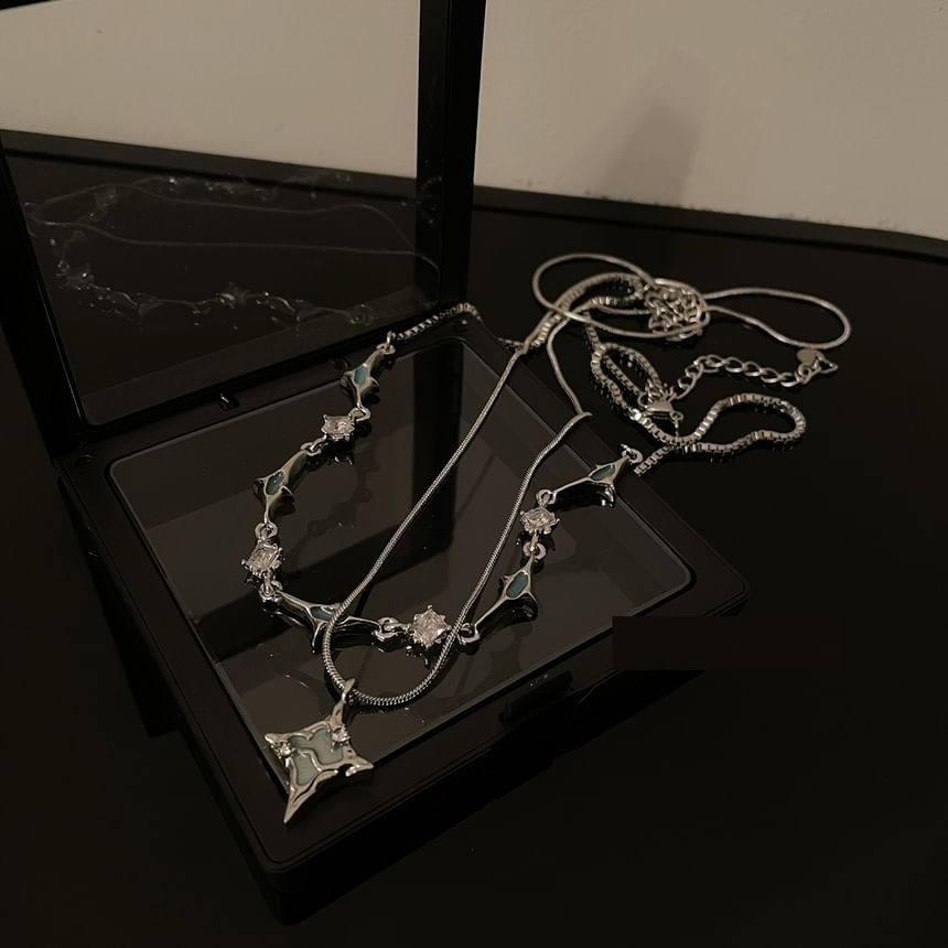 Lilafey - gelaagde ketting met strass