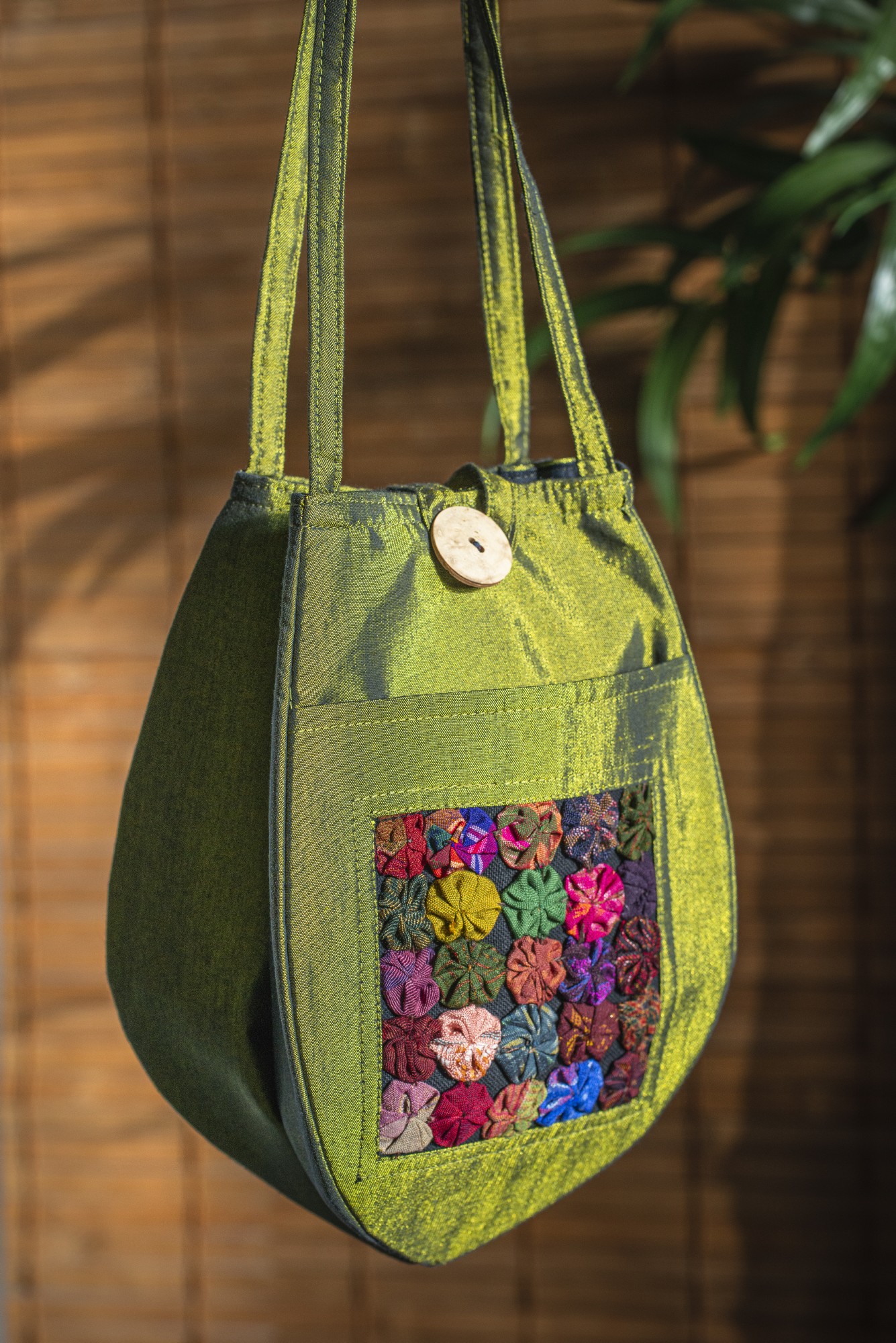 Papaya-Tasche, olive, H 25 cm, B 15 cm, T 15 cm günstig bestellen