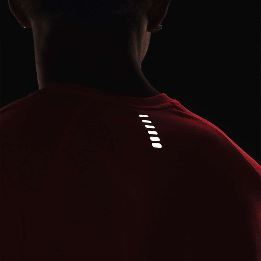 Under Armour STREAKER RUN - Maillot Homme rouge