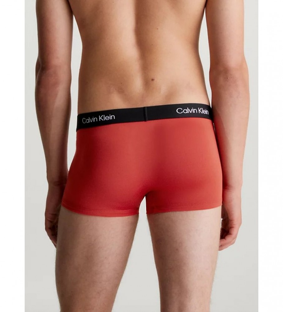 Conjunto de 3 Cuecas Boxer Calvin Klein CK96 com Estampa Animal, Vermelhas e Pretas