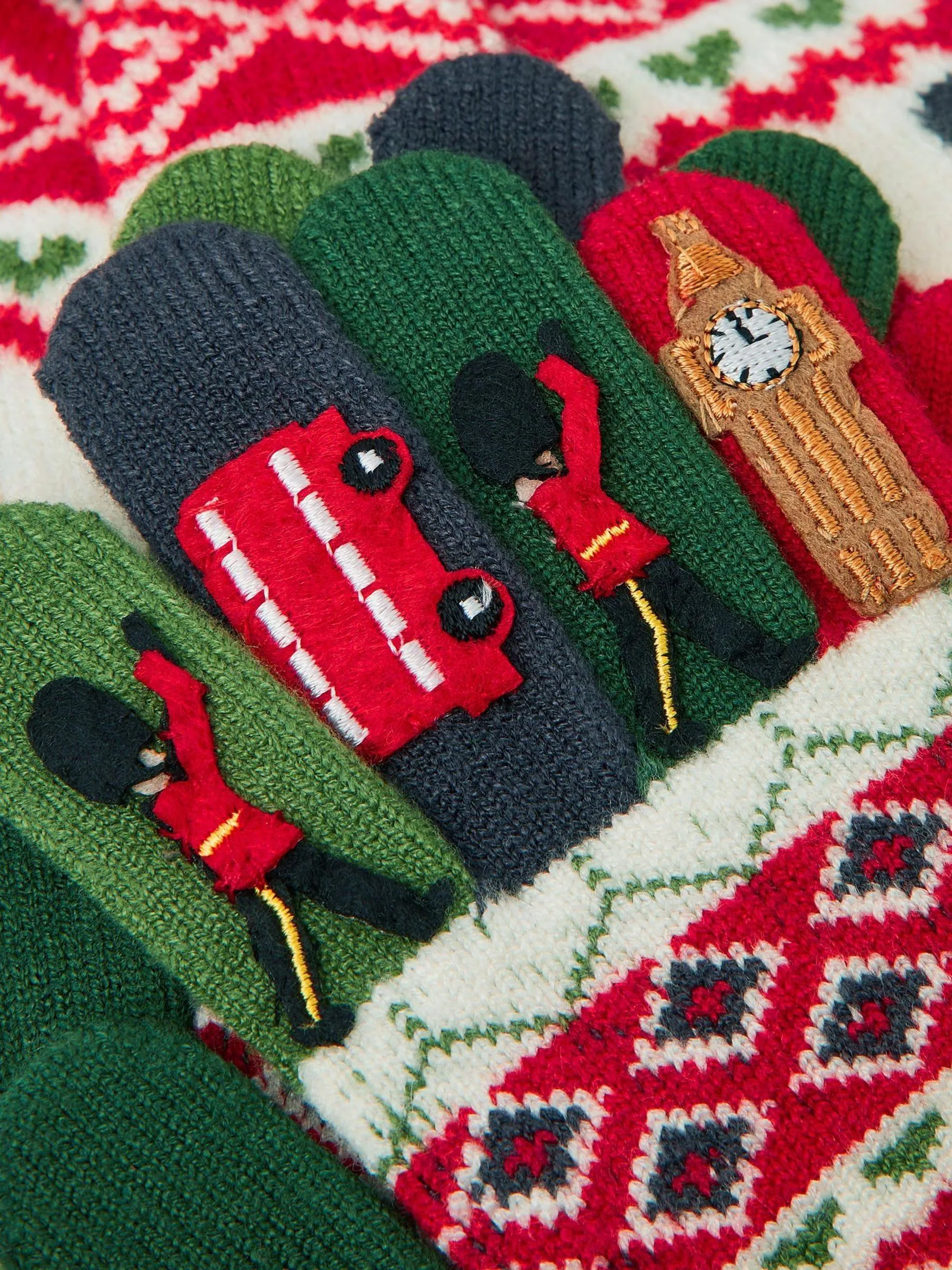 Monsoon London Novelty Bobble Hat & Gloves Set
