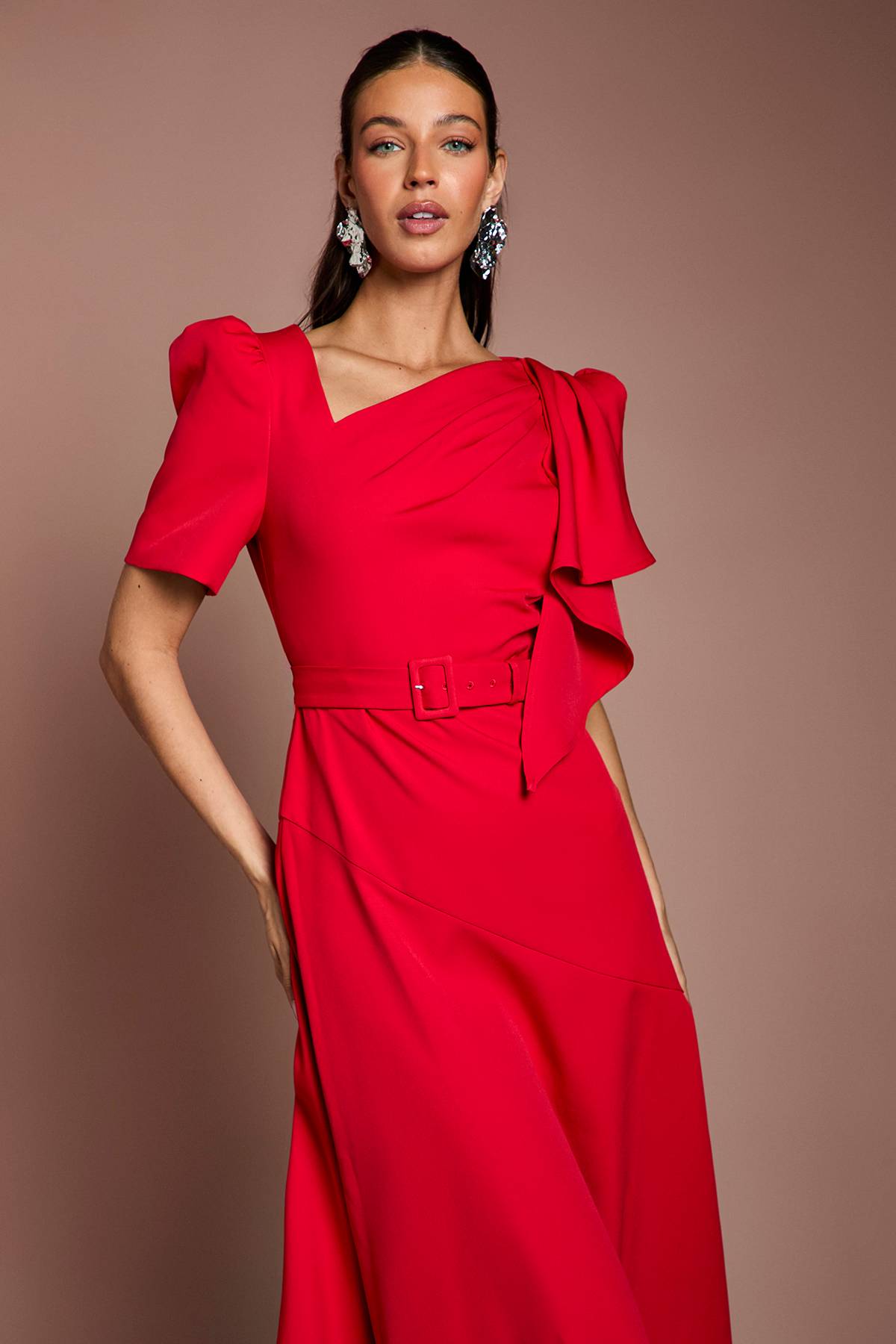 Coast Robe Midi En Crêpe Ceinturée À Manches Courtes Et Encolure Asymétrique