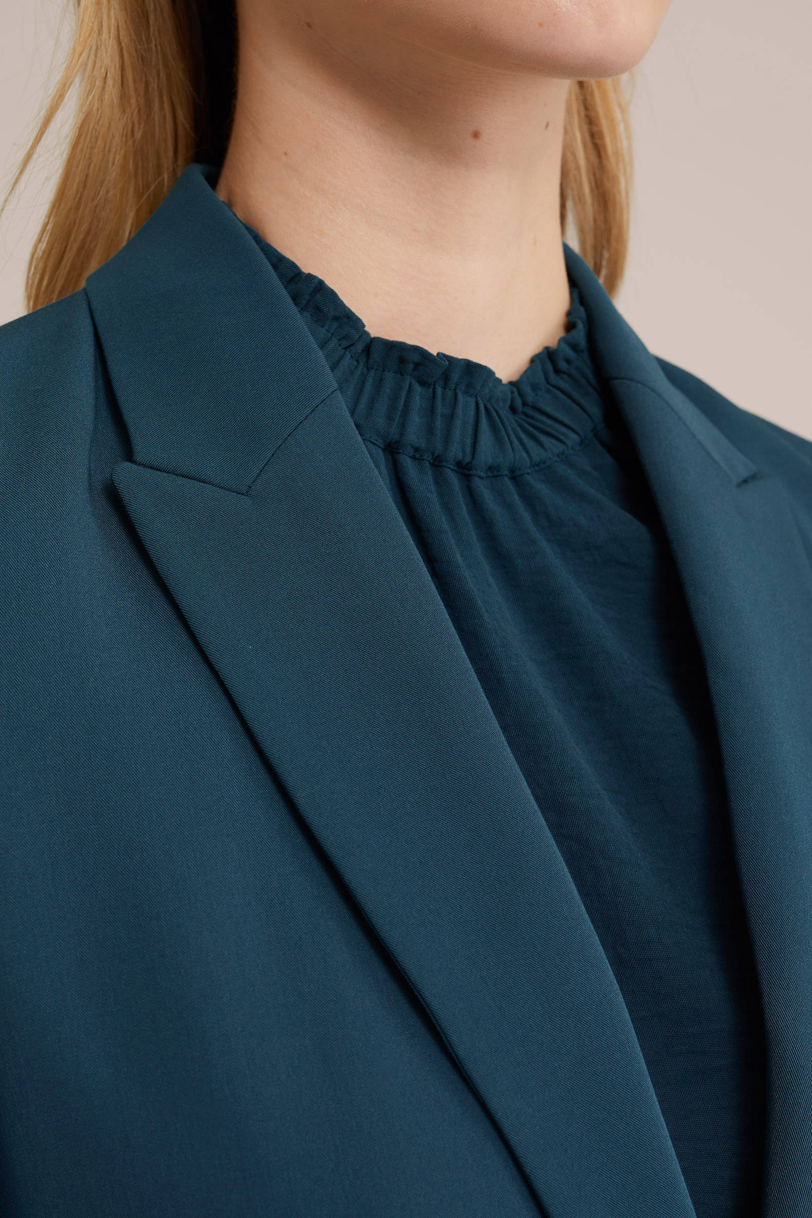 WE Fashion getailleerde blazer petrol