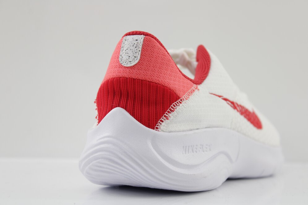 Nike Sneaker