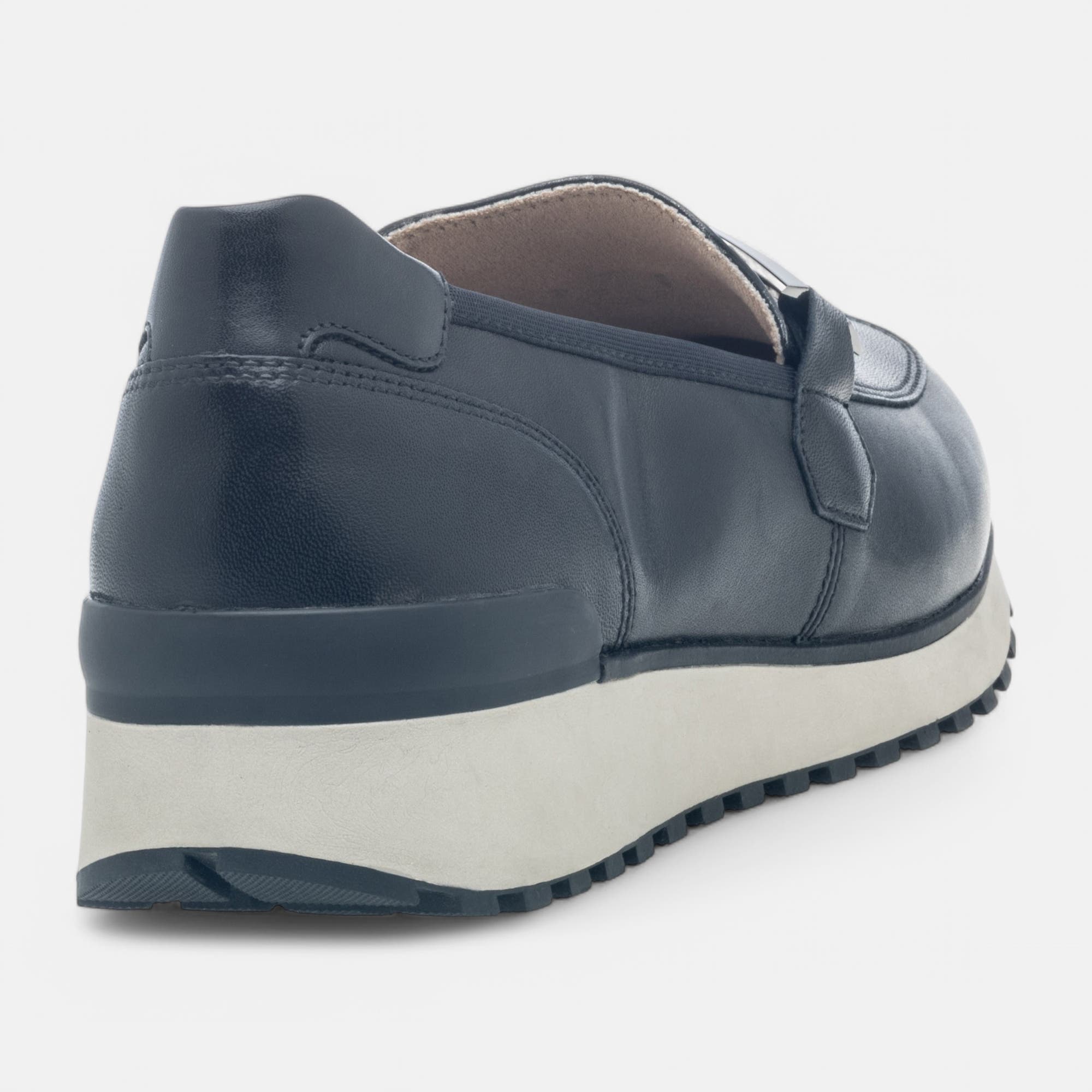 Mocassins Femme en cuir noir