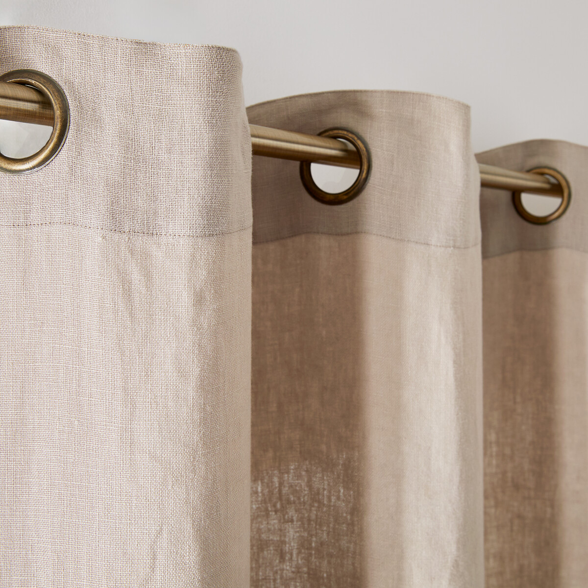 LA REDOUTE INTERIEURS<br>Cortina de linho com ilhós, Elba