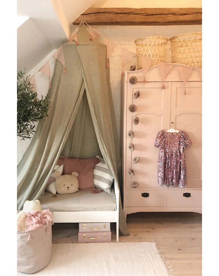 Betthimmel NEUTRAL (230 cm) in olive
