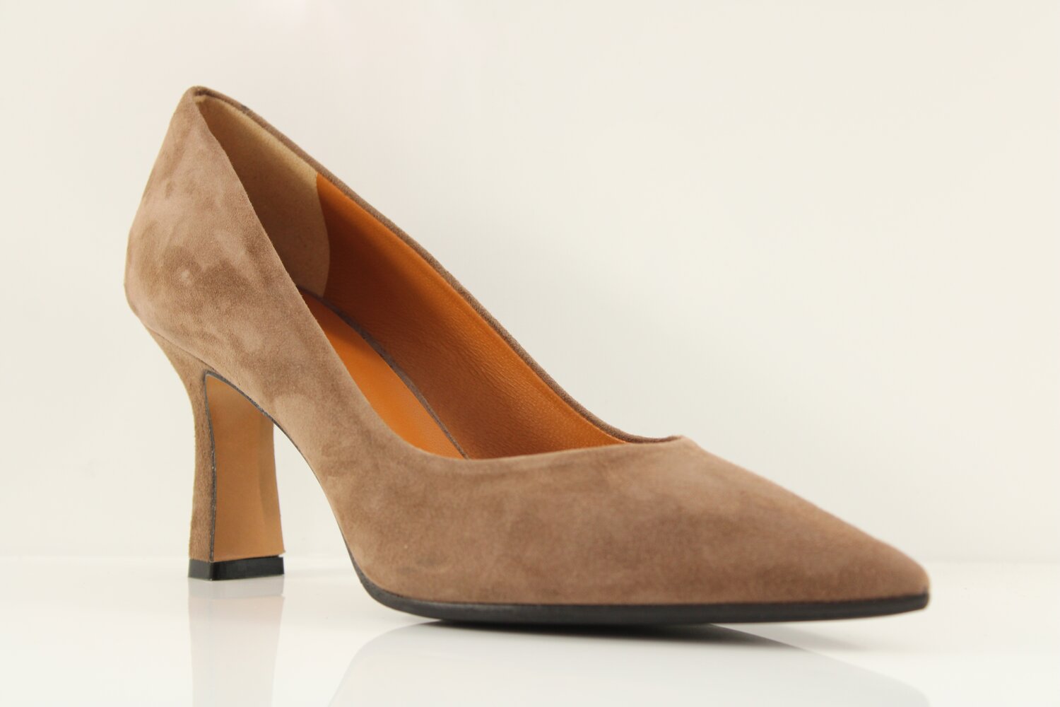 Thea Mika Pumps