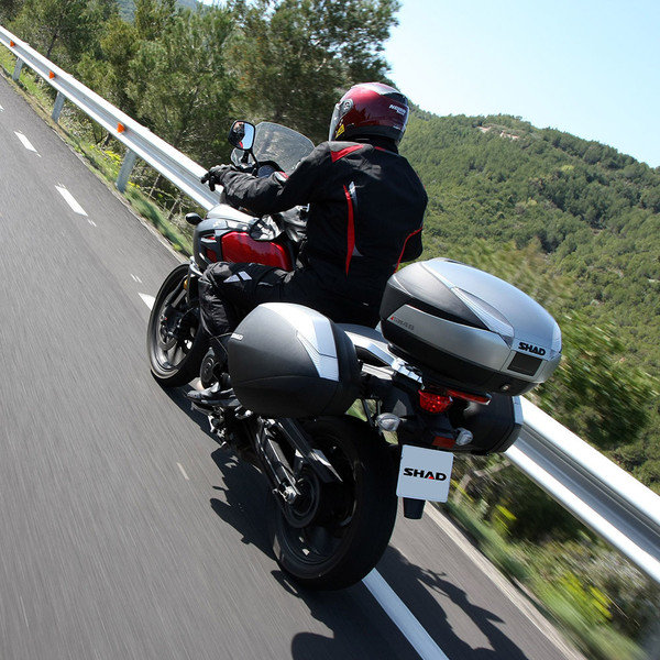 Shad - Valises latérales SH36 Carbone Carbone