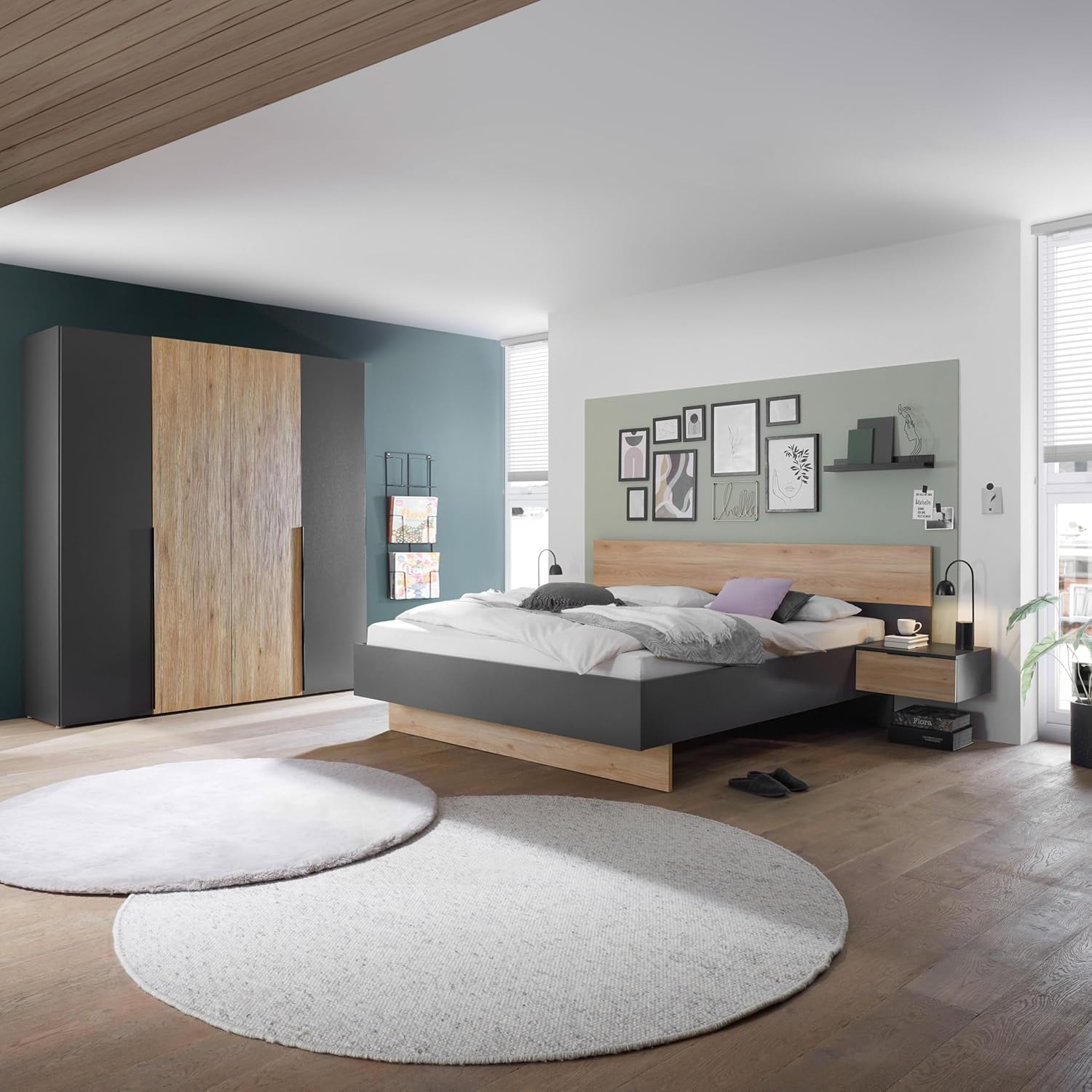 Stella Trading ASKA Stilvolle Doppelbett Bettanlage mit Nachtkommoden 180 x 200 cm - Schlafzimmer Komplett-Set in Graphit, Mauvella Eiche Optik - 285 x 95 x 205 cm (B/H/T)