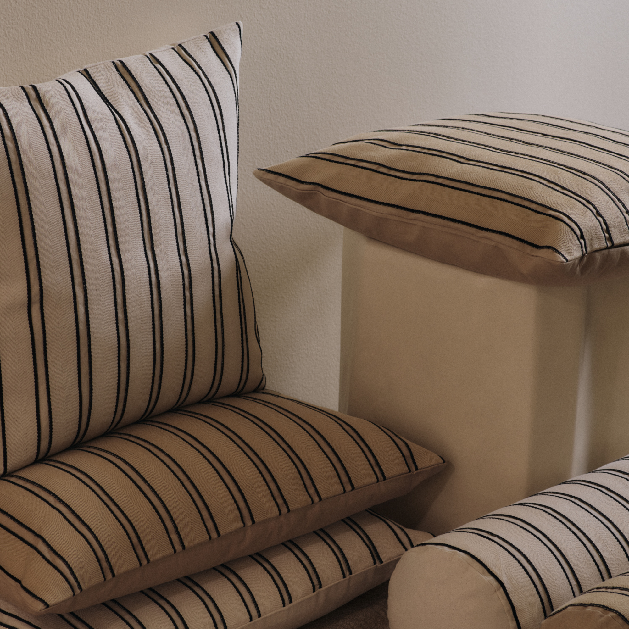 Sierkussen Twill 50x50 cm zwart/wit