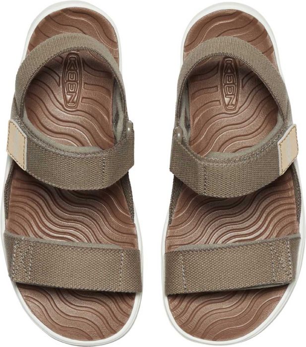 Elle Backstrap Youth sandal