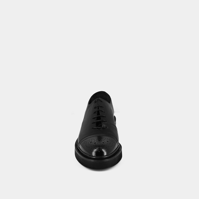 Mocassins à lacets et surpiqures  en cuir noir