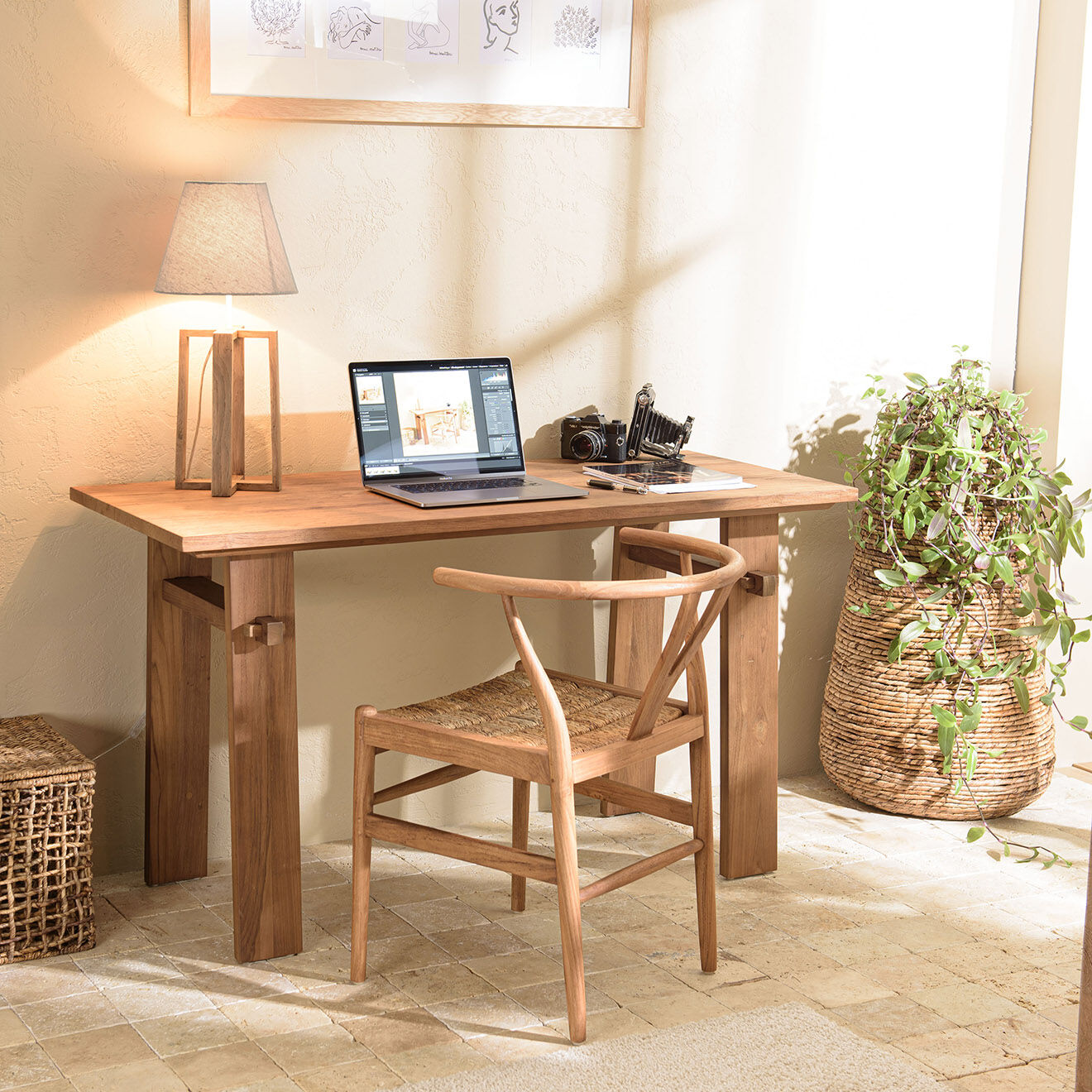 Macabane Bureau en bois de teck recyclé Sixtine bois - 140x60x78.5 cm