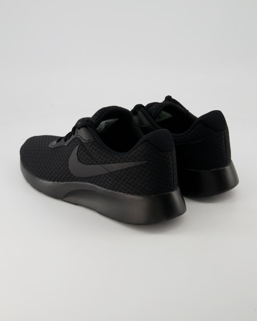 Nike TANJUN Sneaker in Schwarz