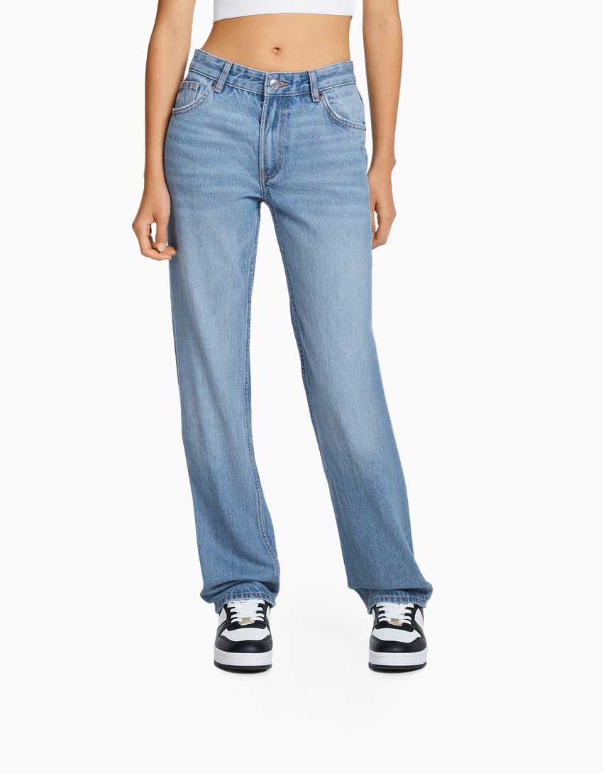 calça jeans de corte reto