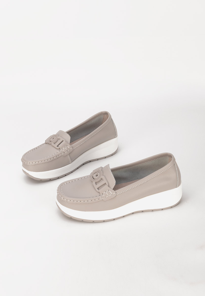 Mocassins en cuir naturel gris Gabielia