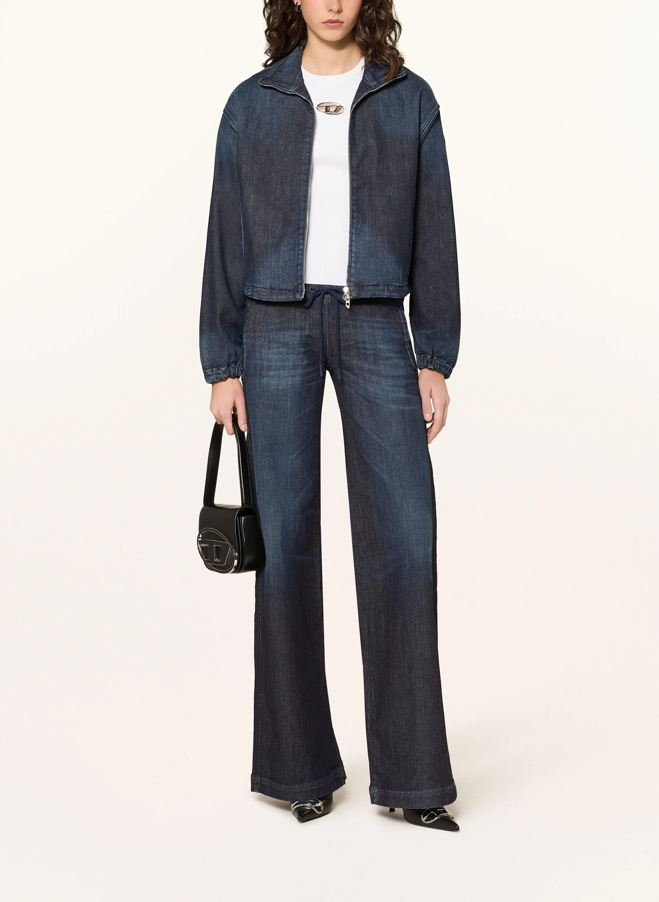 DIESEL Flared Jeans D-AINTY