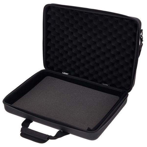 UDG Creator Akai Force Black